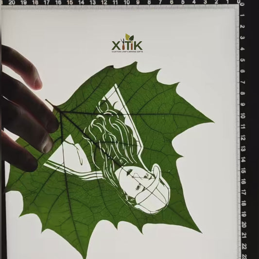 Sycamore Leaf Carving Art – Suitable for 1–3 People Photo, Gift Box Packaging, Display as a Night Light with LED Light Frame